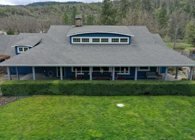 Property at 7059 Old Stage Rd, Central Point, OR 97502, 3 beds, 3.5 baths