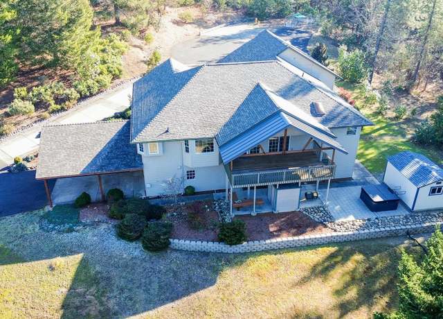 Property at 279 Palos Verdes Dr, Grants Pass, OR 97526, 4 beds, 2 baths