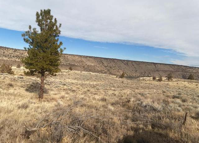 Property at 8 SW Lakeview Dr #800, Culver, OR 97734