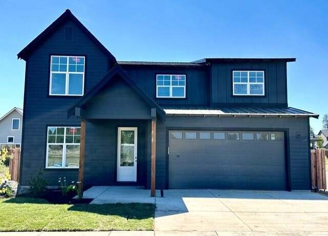 Property at 2133 SW 43rd St Lot 14, Redmond, OR 97756, 4 beds, 2.5 baths