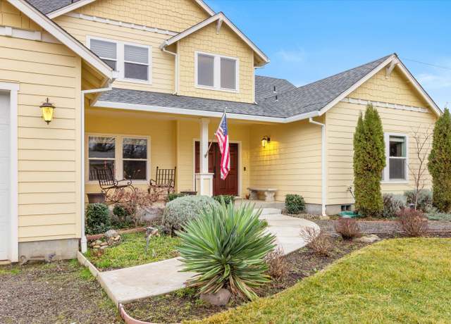 Property at 11100 Meadows Rd, White City, OR 97503, 4 beds, 3.5 baths