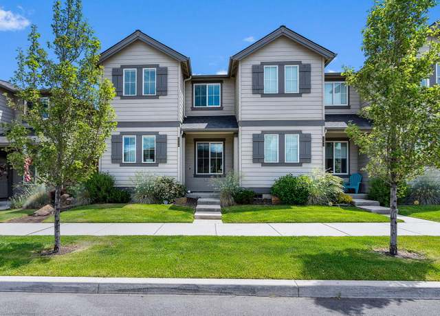 Property at 2546 NE Purcell Blvd, Bend, OR 97701, 3 beds, 2.5 baths