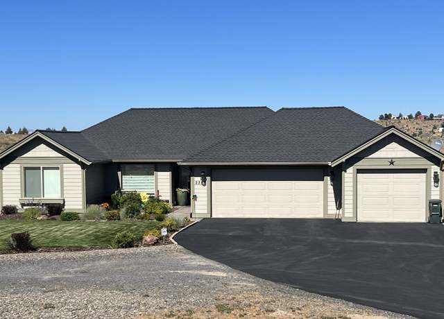Property at 2388 NE Hilltop Ln, Madras, OR 97741, 3 beds, 2 baths