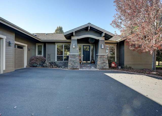 Property at 665 Nutcracker Dr, Redmond, OR 97756, 3 beds, 2.5 baths