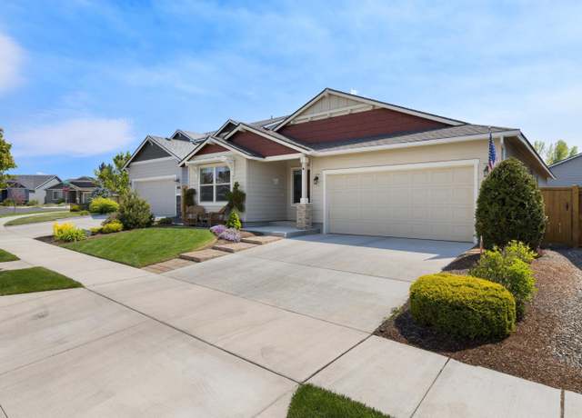Property at 2811 Faith Dr, Bend, OR 97701, 3 beds, 2 baths
