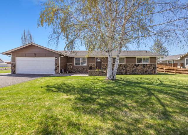 Property at 5680 Bartlett Ave, Klamath Falls, OR 97603, 3 beds, 1 bath