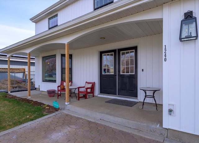 Property at 1240 NE Tyler St, Prineville, OR 97754, 4 beds, 2.5 baths