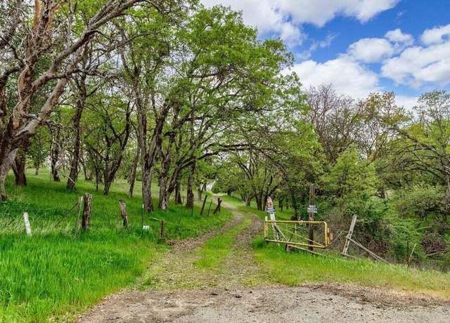 Property at 8785 Blackwell Rd Unit North Side, Central Point, OR 97502, 2 beds, 1 bath