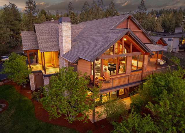 Property at 3326 NW Windwood Way, Bend, OR 97703, 4 beds, 4.5 baths