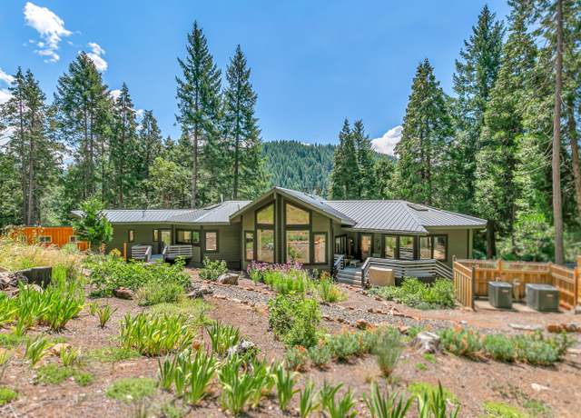 Property at 24041 Highway 140, Eagle Point, OR 97524, 5 beds, 4 baths