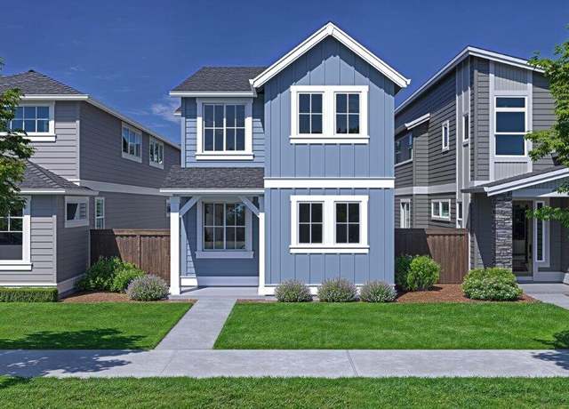 Property at 20714 SE Scout Pl, Bend, OR 97702, 3 beds, 2.5 baths