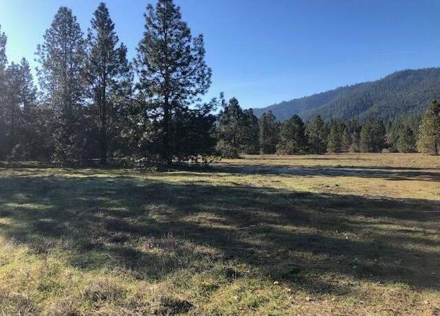 Property at 1105 Pine Grove Rd, Rogue River, OR 97537