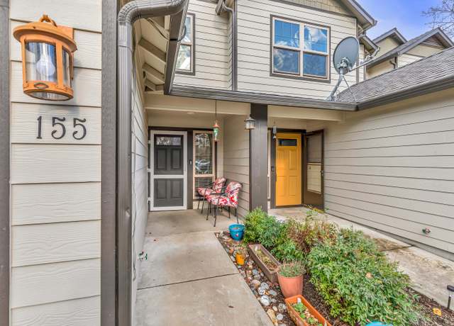 Property at 155 Casey Way, Central Point, OR 97502, 2 beds, 2.5 baths