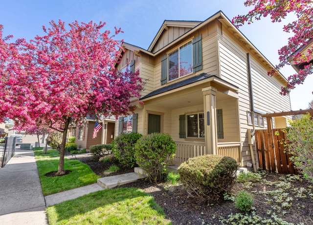 Property at 2749 NW Cedar Ave, Redmond, OR 97756, 3 beds, 2.5 baths