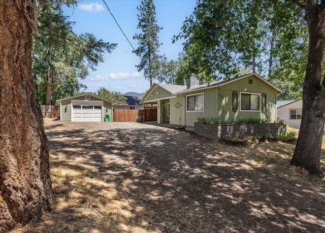 Property at 1950 SE Portola Dr, Grants Pass, OR 97526, 2 beds, 2 baths