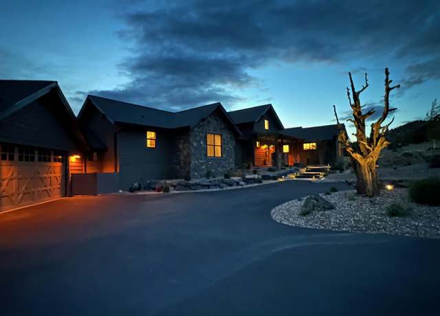 Property at 13810 SW Spirit Rock Dr, Powell Butte, OR 97753, 3 beds, 2.5 baths