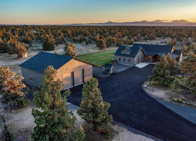 Property at 17816 SW Mount Saint Helens Dr, Powell Butte, OR 97753, 4 beds, 3 baths