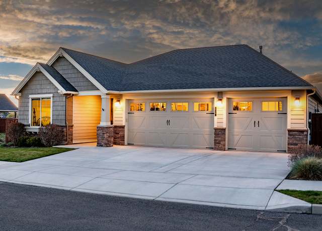 Property at 939 NE Hudspeth Cir, Prineville, OR 97754, 3 beds, 2 baths