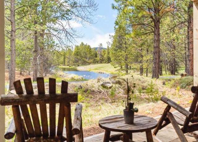 Property at 17745 Quelah Ln #11, Sunriver, OR 97707, 4 beds, 4.5 baths