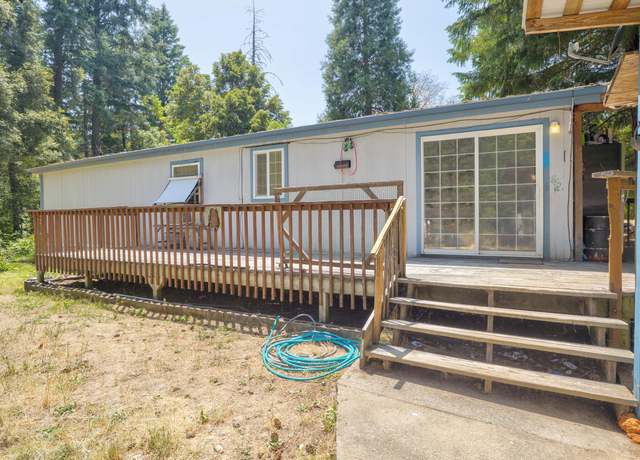 Property at 3101 Reuben Rd, Glendale, OR 97442, 3 beds, 2 baths