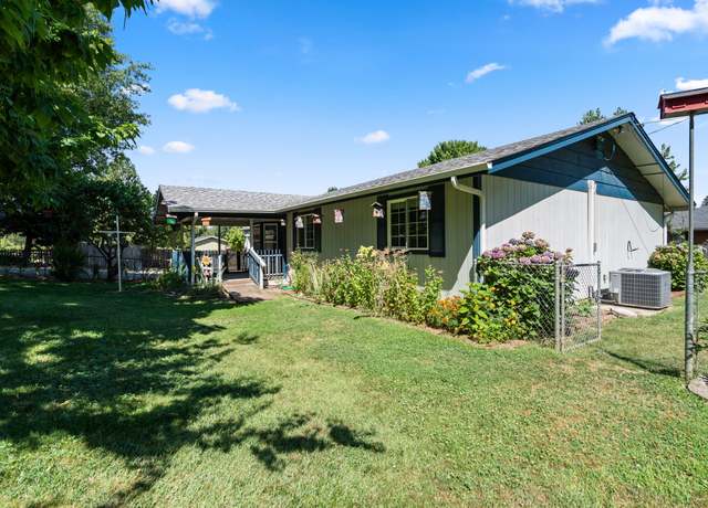 Property at 1980 Keldan Ln, Grants Pass, OR 97527, 4 beds, 2 baths