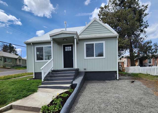 Property at 1302 Lookout Ave, Klamath Falls, OR 97601, 2 beds, 1 bath