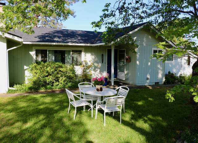 Property at 5072 Old Stage Rd, Central Point, OR 97502, 3 beds, 2 baths