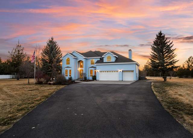 Property at 62865 Dickey Rd, Bend, OR 97701, 3 beds, 4 baths
