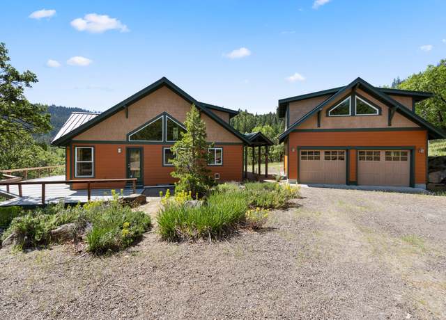 Property at 30 Steinman Dr, Ashland, OR 97520, 3 beds, 3 baths