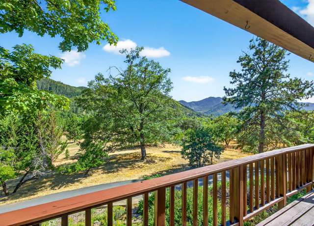 Property at 500 Tenney Dr, Rogue River, OR 97537, 3 beds, 2 baths