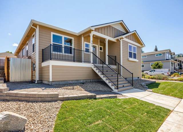 Property at 364 Randy St, Ashland, OR 97520, 3 beds, 2 baths