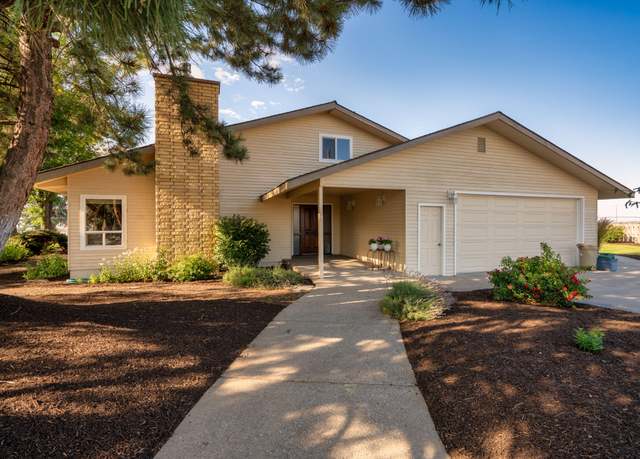 Property at 547 SW Bear Dr, Madras, OR 97741, 3 beds, 3 baths