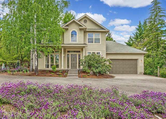 Property at 1459 Windsor St, Ashland, OR 97520, 3 beds, 2.5 baths