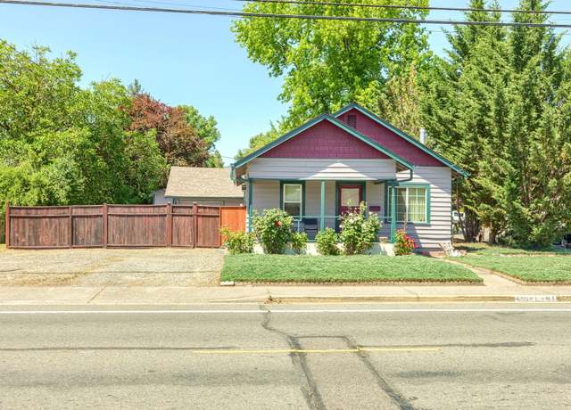 Property at 400 NE Flint St, Grants Pass, OR 97526, 2 beds, 1 bath