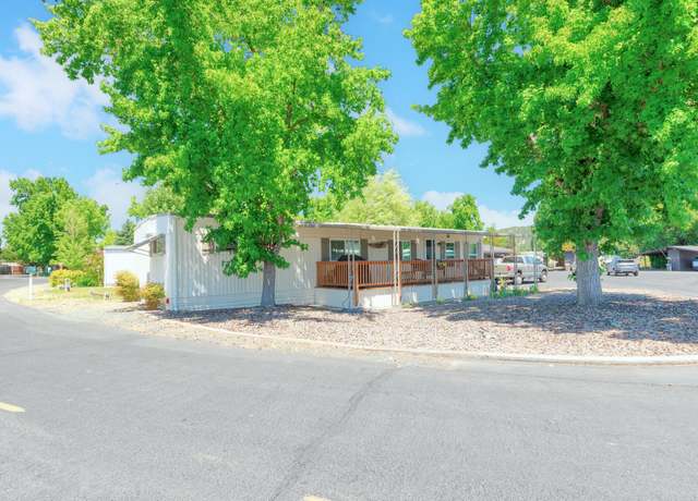 Property at 301 Bandy Way, Grants Pass, OR 97526, 2 beds, 2 baths