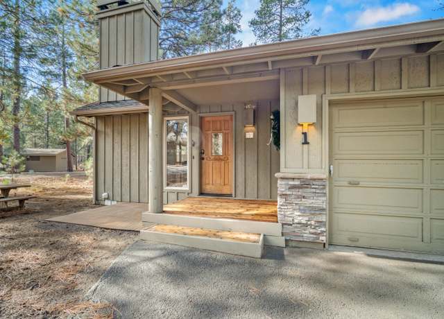 Property at 18118 Ashwood Ln, Sunriver, OR 97707, 3 beds, 2 baths