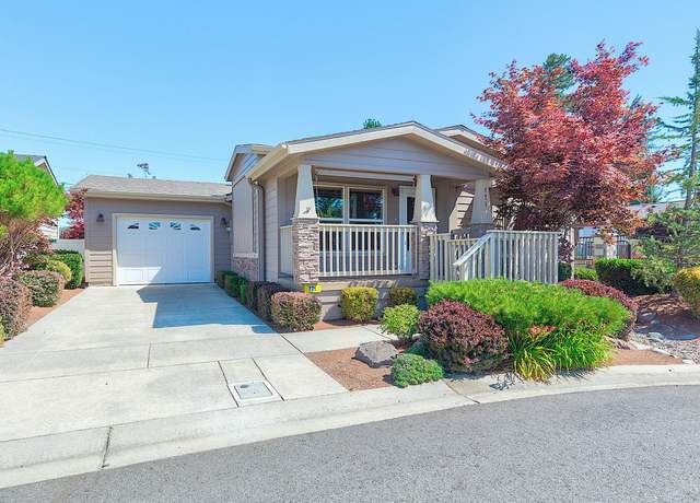 Property at 771 Hampton Way, Grants Pass, OR 97526, 2 beds, 2 baths