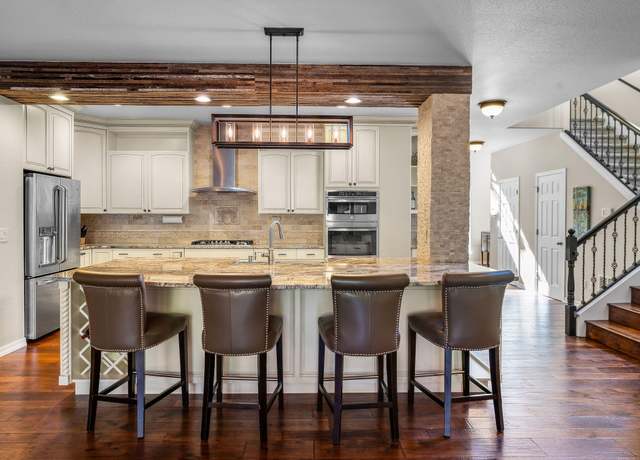 Property at 61192 Foxglove Loop, Bend, OR 97702, 3 beds, 3 baths