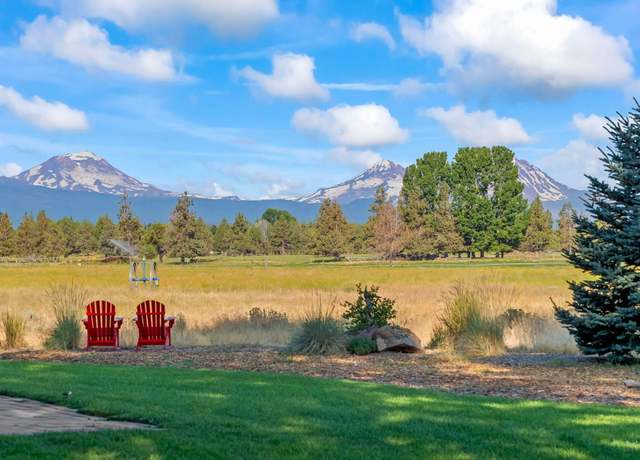 Property at 19190 Pinehurst Rd, Bend, OR 97703, 3 beds, 4 baths