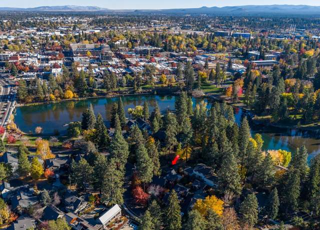 Property at 107 NW Drake Rd, Bend, OR 97703, 3 beds, 3.5 baths