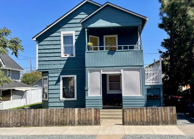Property at 440 N Grape St, Medford, OR 97501, 5 beds, 4 baths