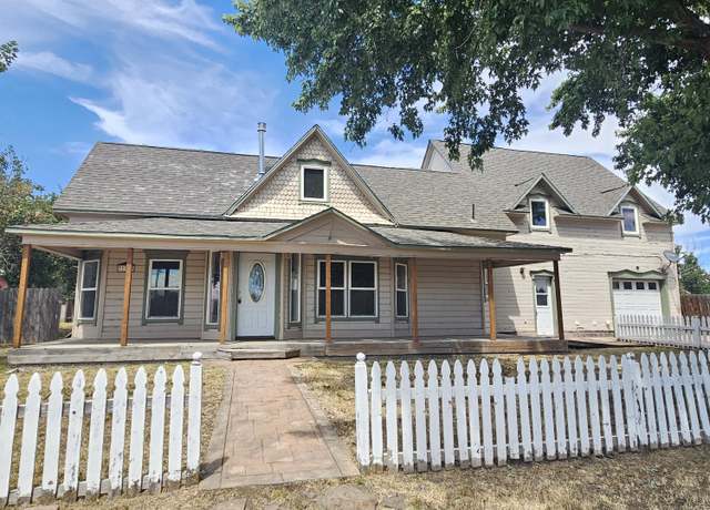 Property at 31715 Mission St, Bonanza, OR 97623, 4 beds, 3.5 baths