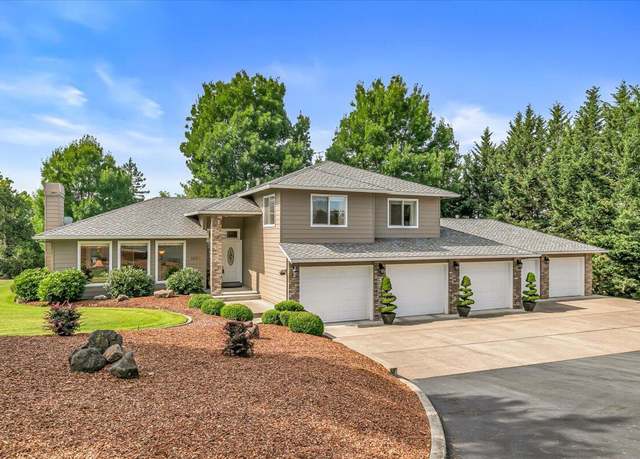 Property at 1850 Coker Butte Rd, Medford, OR 97504, 3 beds, 3 baths