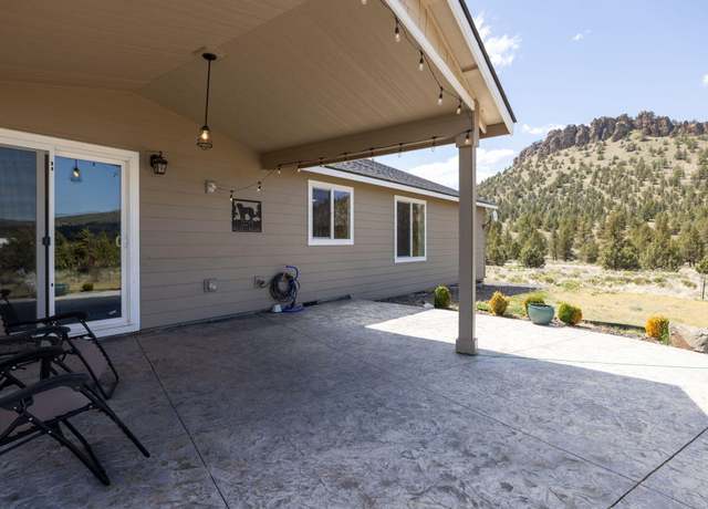 Property at 16969 SE Zaltana Dr, Prineville, OR 97754, 3 beds, 2 baths