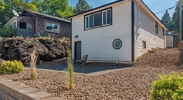 Photo of 266 NW Riverside Blvd, Bend, OR 97703