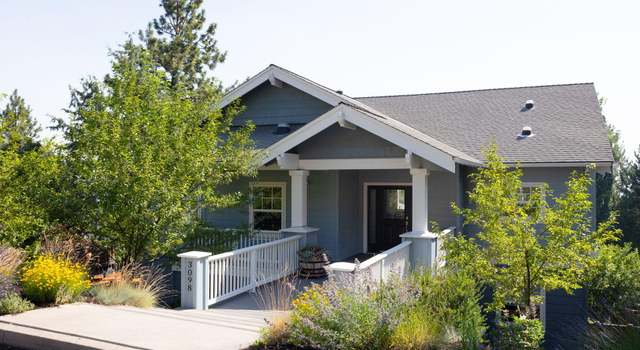 Photo of 3098 NW Colonial Dr, Bend, OR 97703