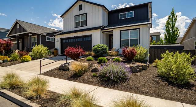 Photo of 1301 NE Hoover Loop, Bend, OR 97701