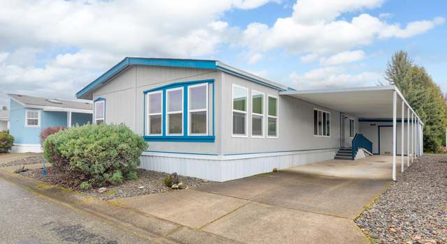 Photo of 137 Blue Spruce Ln, Grants Pass, OR 97527