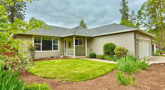 Photo of 121 Rhonda Ln, Phoenix, OR 97535