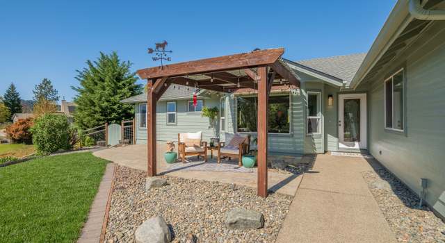 Photo of 101 Eden Dr, Grants Pass, OR 97526